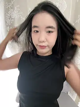 luluya1314 online show from July 28, 8:23 am