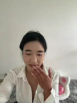 luluya1314 online show from July 24, 6:00 am