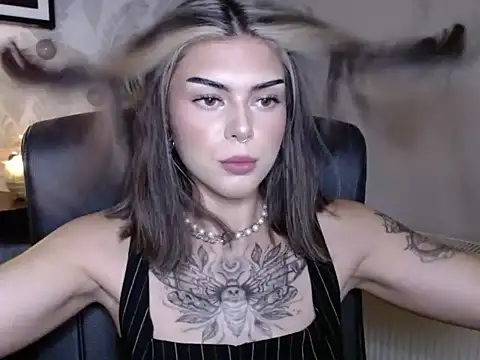 Snapshot of Nova_SIN chatting on September 12, 5:08 am Nova SIN online show from September 12, 5:08 am