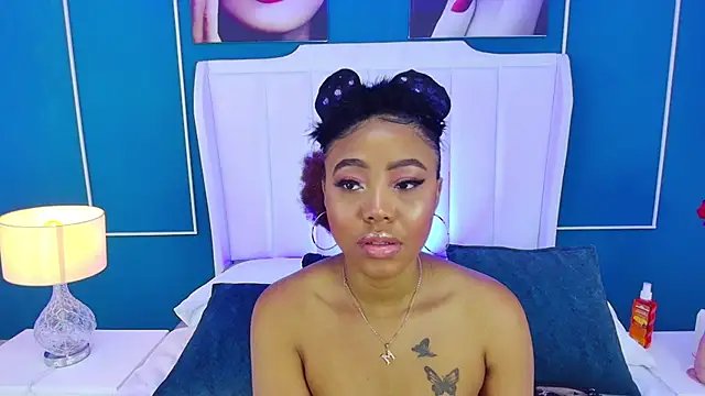 AngelaRoberts online show from October 20, 4:37 am