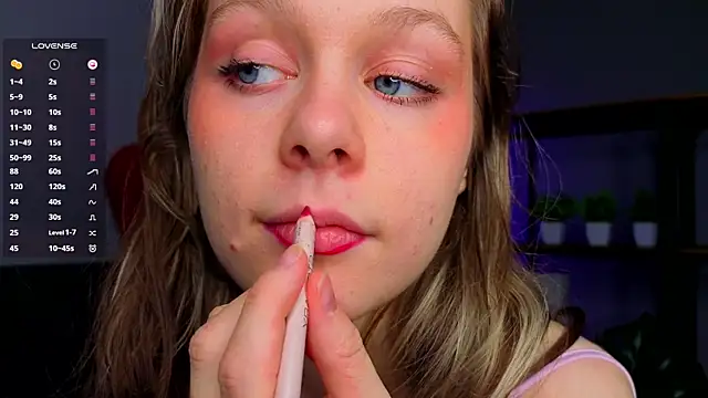 Tender beauty online show from June 10, 7:45 pm