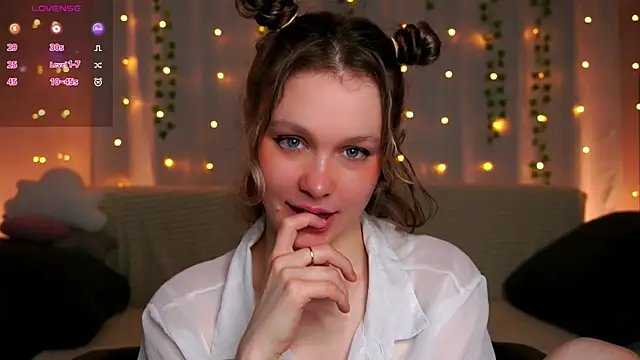 Tender beauty online show from July 5, 6:02 pm