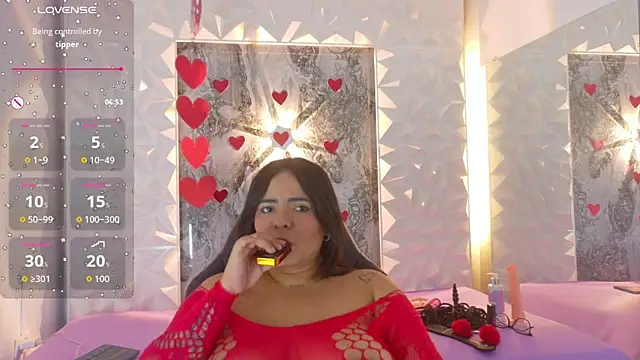 Snapshot of Luciana_r chatting on September 20, 10:19 pm Luciana r online show from September 20, 10:19 pm