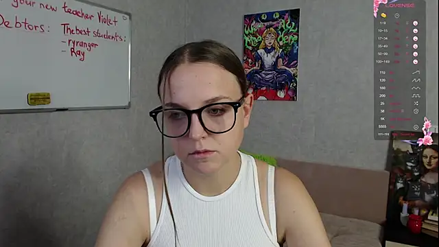 Snapshot of Violetwin chatting on October 15, 4:20 pm Violetwin online show from October 15, 4:20 pm