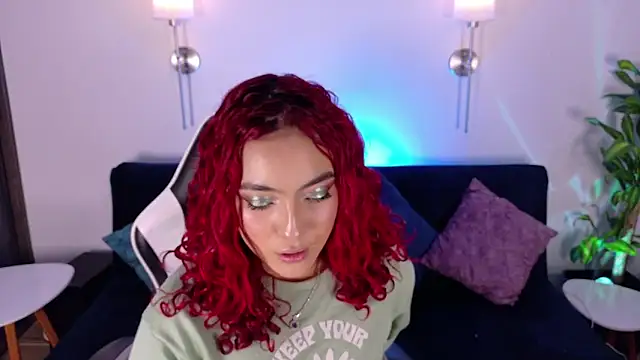 Snapshot of Silvana_Goddess chatting on October 18, 12:03 am Silvana Goddess online show from October 18, 12:03 am