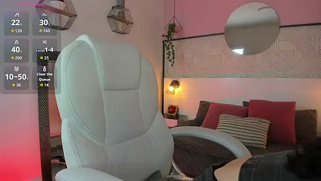Snapshot of Esmeralda_CO chatting on October 7, 12:31 pm Esmeralda CO online show from October 7, 12:31 pm