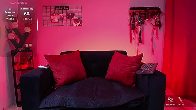 Daphne Clarke online show from November 25, 10:06 am