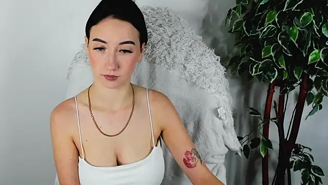 EileenMoores online show from September 13, 7:05 am