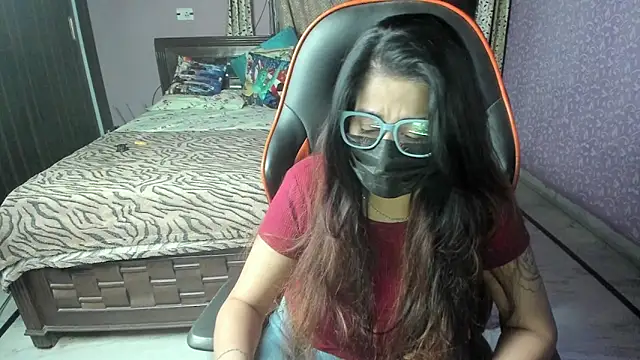 Snapshot of ShylaGill chatting on October 26, 6:03 pm ShylaGill online show from October 26, 6:03 pm