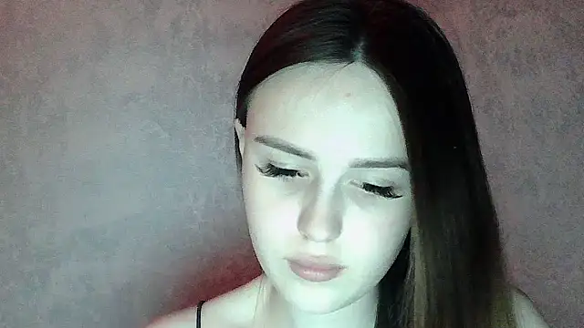 SweetLoraa online show from April 1, 4:48 pm