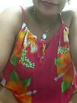 Snapshot of maria_angel11 chatting on September 15, 6:43 am maria angel11 online show from September 15, 6:43 am