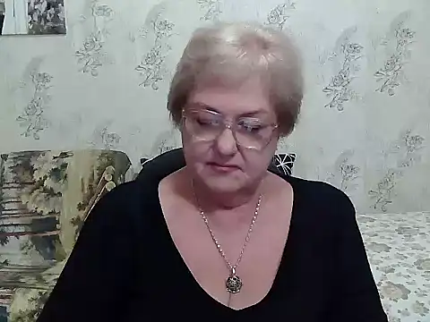 Renata62011 online show from October 17, 3:48 pm
