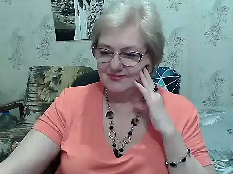 Renata62011 online show from June 2, 6:42 pm