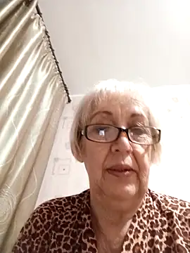 Snapshot of Anatolia5961 chatting on September 9, 4:51 pm Anatolia5961 online show from September 9, 4:51 pm