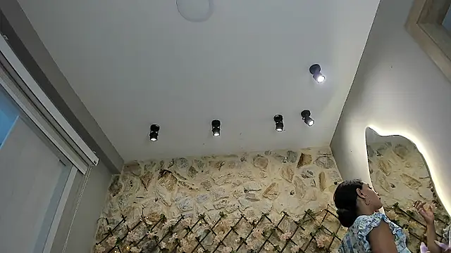 VenusBlazer online show from March 2, 4:46 pm