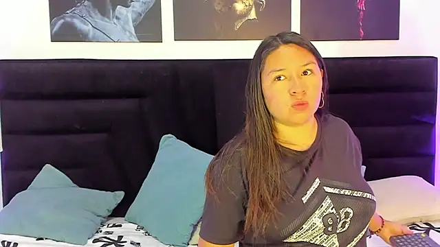 BellaRoux1 online show from September 15, 12:24 pm