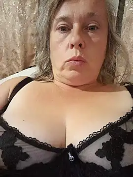 Catherine372311 online show from September 27, 7:43 pm