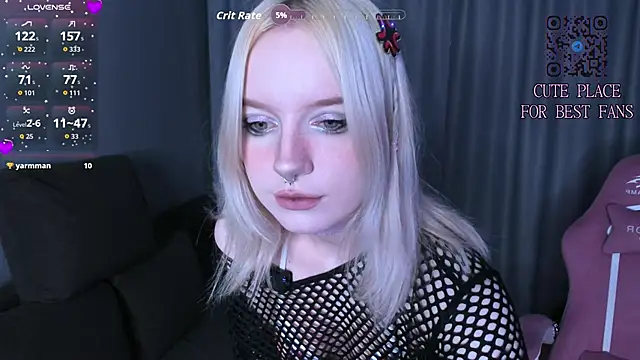 godlikegirlyy online show from February 25, 2:26 pm