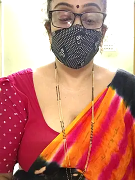 Snapshot of sweet-lotus chatting on October 16, 3:53 am sweet-lotus online show from October 16, 3:53 am