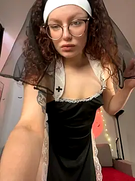 Lunna reed online show from October 19, 10:28 am