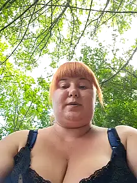 Snapshot of Miss_tits2025 chatting on September 13, 10:01 am Miss tits2025 online show from September 13, 10:01 am