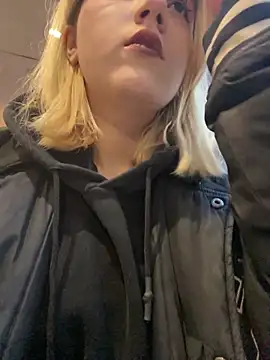 Cherry   Blossom online show from November 16, 1:11 pm