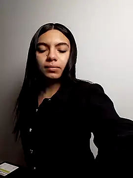 Emiily bliss online show from September 16, 1:08 pm