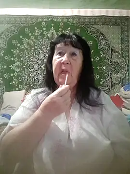 Snapshot of CrystalLime6411 chatting on September 9, 3:23 pm CrystalLime6411 online show from September 9, 3:23 pm