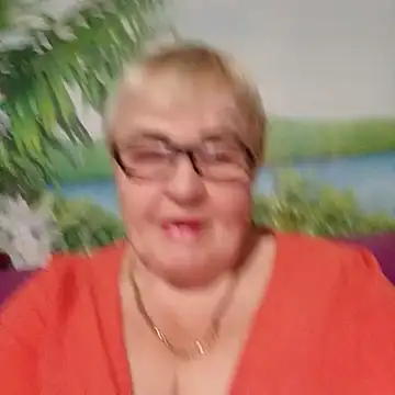 VioletSweet5566 online show from October 22, 5:29 pm