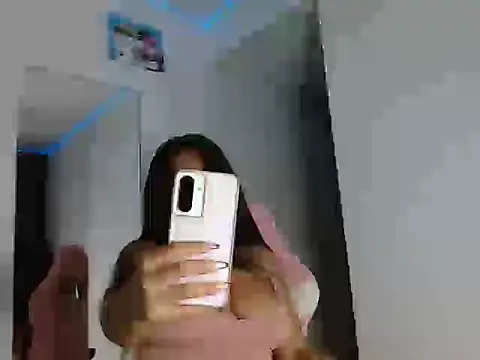 reina reina online show from November 22, 10:12 pm