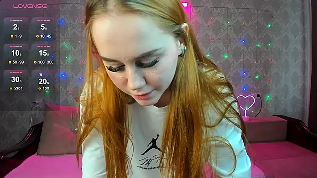 Snapshot of Molly_Kitty chatting on September 10, 4:45 am Molly Kitty online show from September 10, 4:45 am
