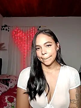 Snapshot of linda698049 chatting on October 2, 7:30 pm linda698049 online show from October 2, 7:30 pm