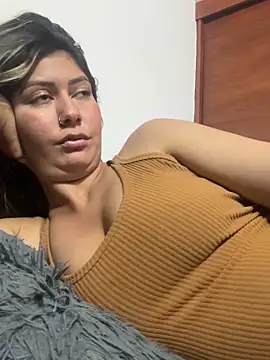 miss silvia online show from November 13, 12:31 am