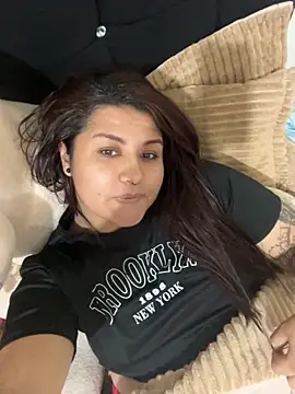 naomy26 online show from October 2, 5:34 am