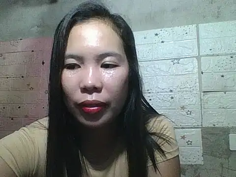 Snapshot of pinaysinglemommm chatting on October 9, 9:52 pm pinaysinglemommm online show from October 9, 9:52 pm