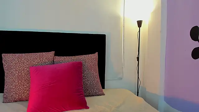 LunaVelvet777 online show from January 15, 6:58 pm