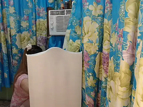 042787DONNA online show from May 16, 1:19 am