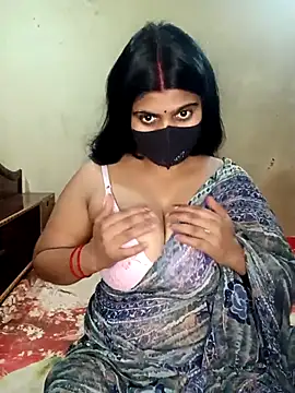 reena502 online show from April 25, 4:04 am