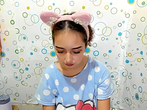 Soft Angel8 online show from February 3, 6:22 am