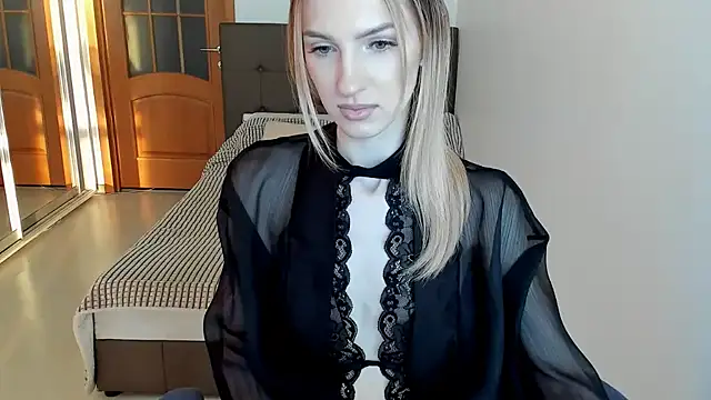 AndrianaBelle online show from September 18, 3:32 pm