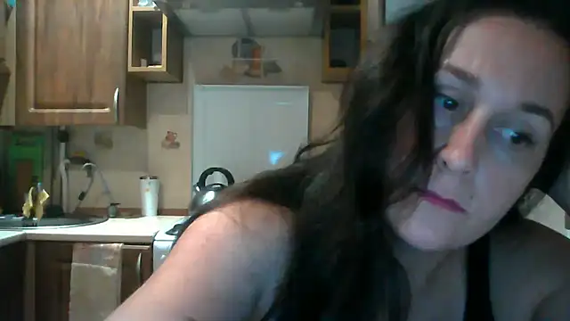 Amandda  online show from September 8, 6:40 pm