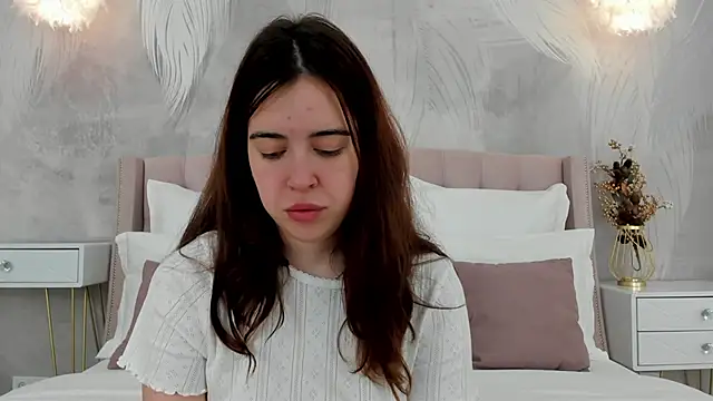 Snapshot of KimberlyBond chatting on September 30, 3:17 pm KimberlyBond online show from September 30, 3:17 pm