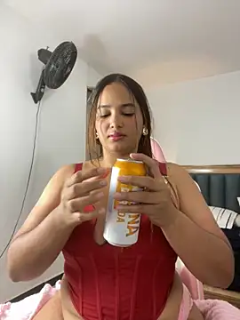 Andrea-Lu online show from October 2, 3:00 am