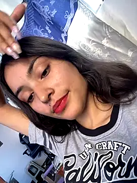 hotwife26 online show from September 19, 4:28 pm