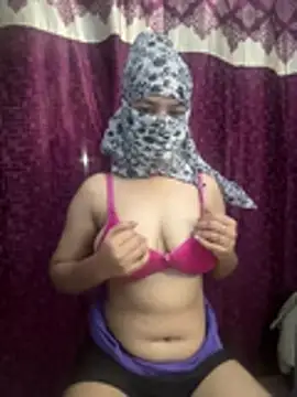 crazy111girl online show from July 24, 6:17 pm