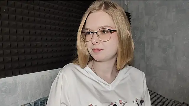 LiaVibes online show from March 2, 7:15 am