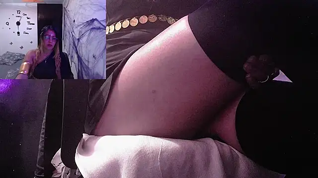 Skarleth Diaz online show from October 31, 4:36 am