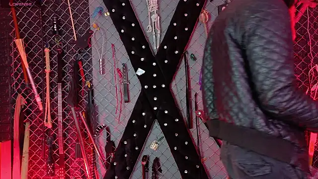 Warick and Aria bdsm  online show from December 2, 9:17 pm