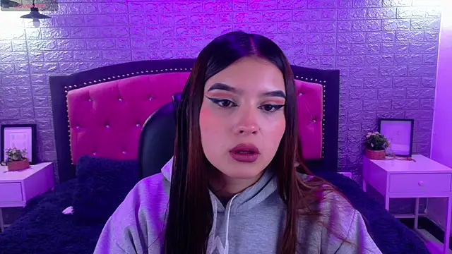 Natalie loffreda online show from November 15, 3:07 am