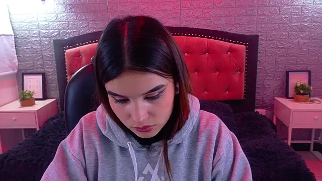 Natalie loffreda online show from November 8, 3:22 am